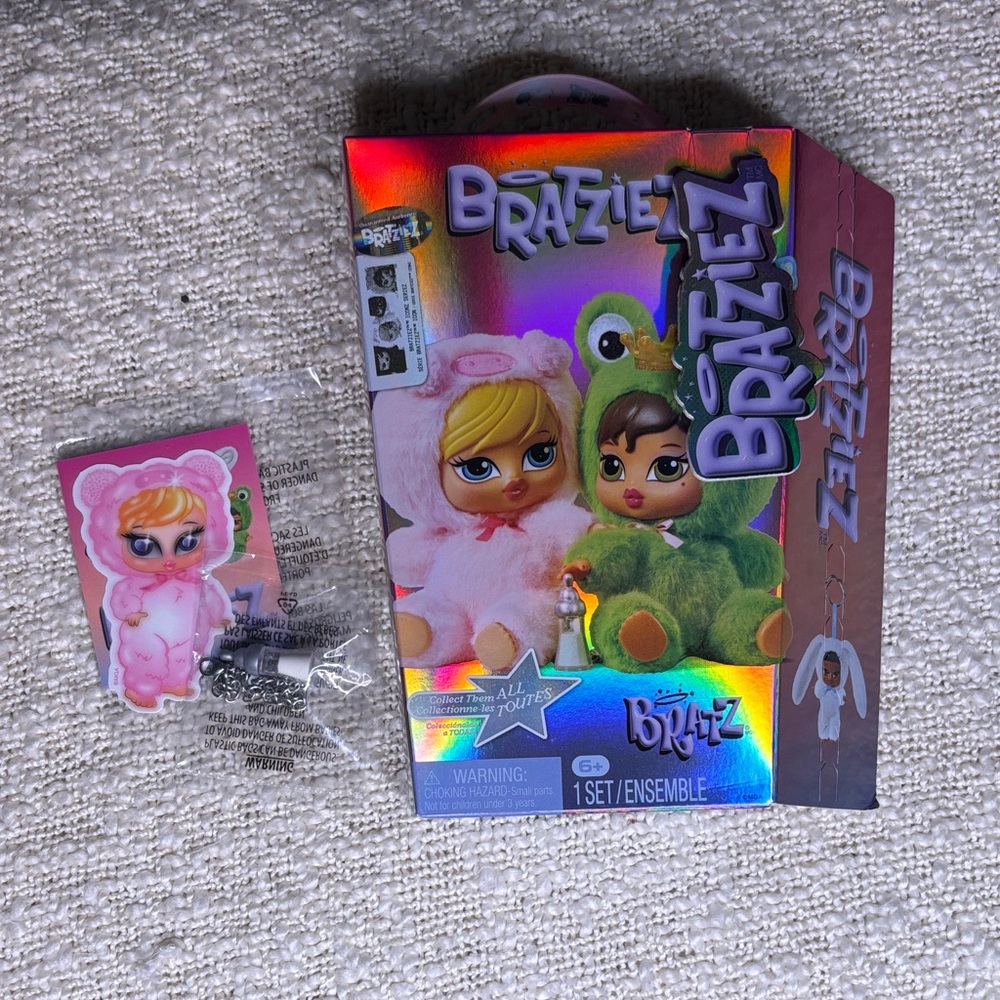 Angel Chloe Bratziez - Picture 1 of 4
